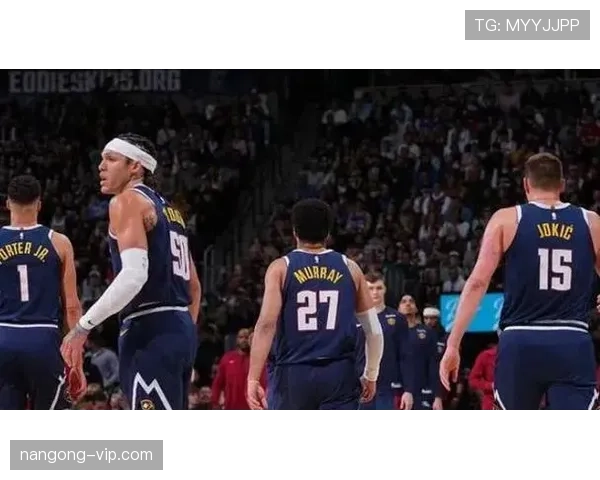 库兹马挡拆牵制约基奇 拉开空间三分效率明显提升