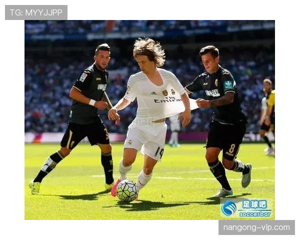 如何判断进球有效性？全面解析足球规则中的关键判罚标准