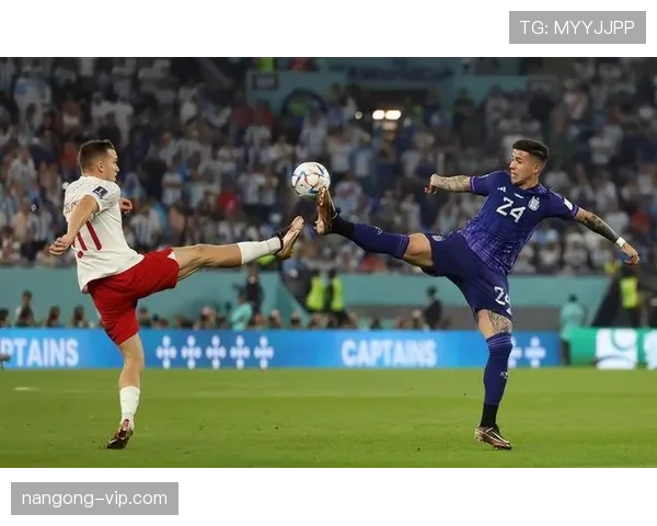 恩佐如何通过组织调度掌控比赛节奏