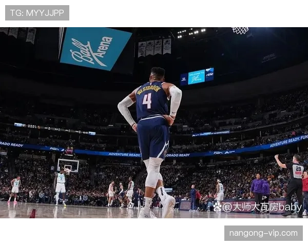 拉塞尔·威斯布鲁克季后赛突破次数提升显著，拉开对位防守差距