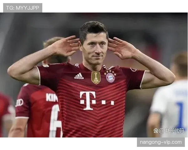 接管禁区节奏莱万前锋前插撕开后防较赛季初回暖